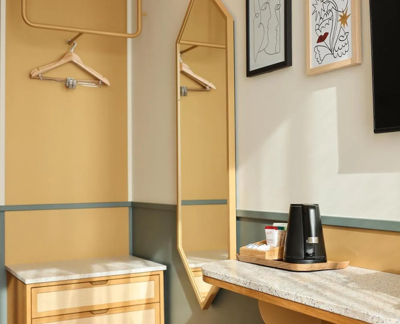 Bloom House Hotel & Spa Paris 4*,  France
