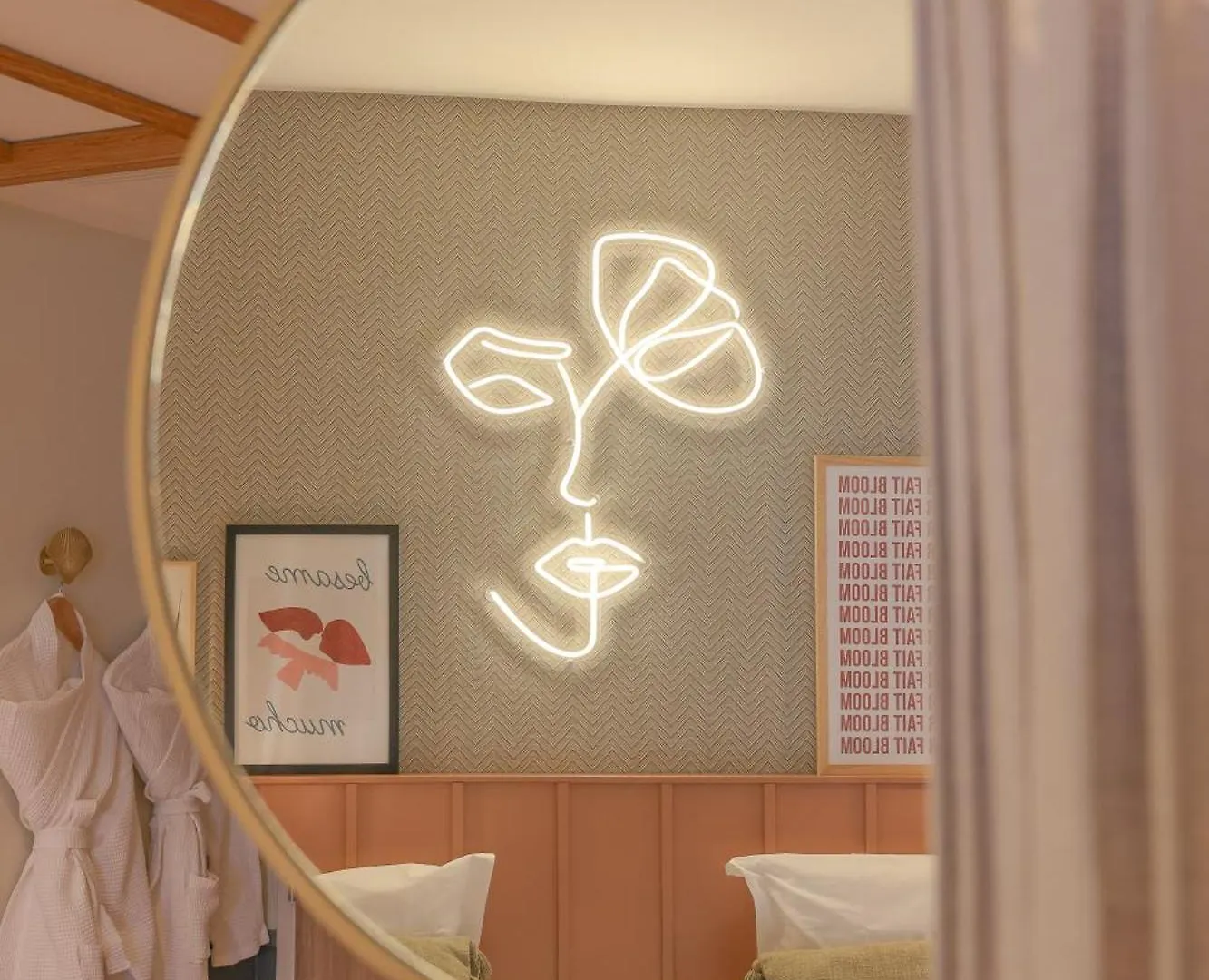Bloom House Hotel & Spa Paris