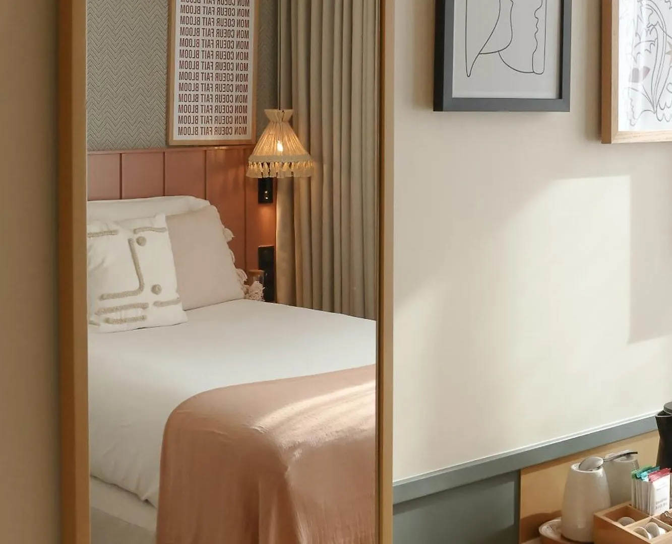 ****  Bloom House Hotel & Spa Paris Frankreich